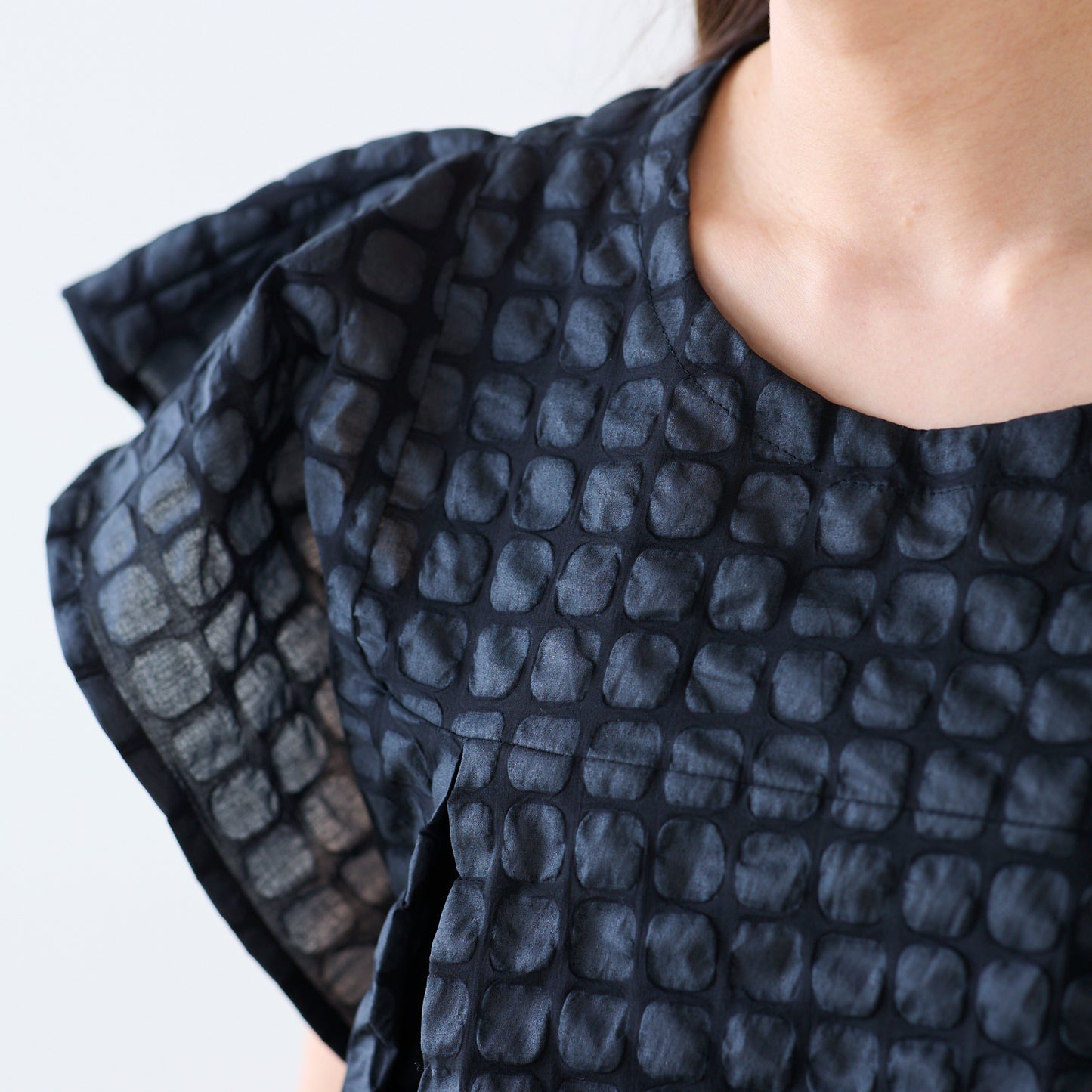 Design Waffle Ripple Cotton Lawn NFA-65960-961