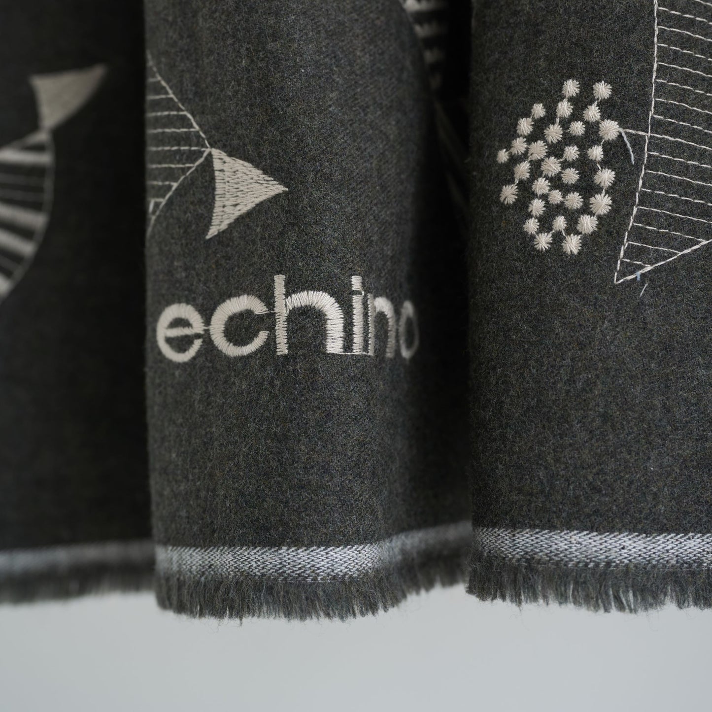 echino Embroidery Garland Light Brushed Viera EKX-98080-81