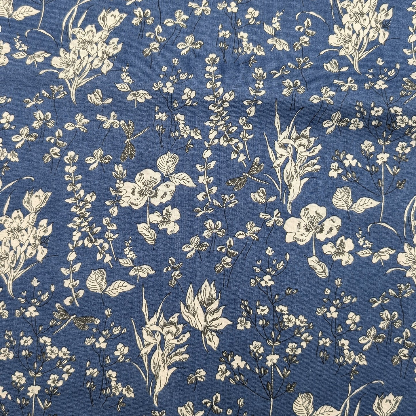 HOKKOH Floral Lawn 7027-615-1