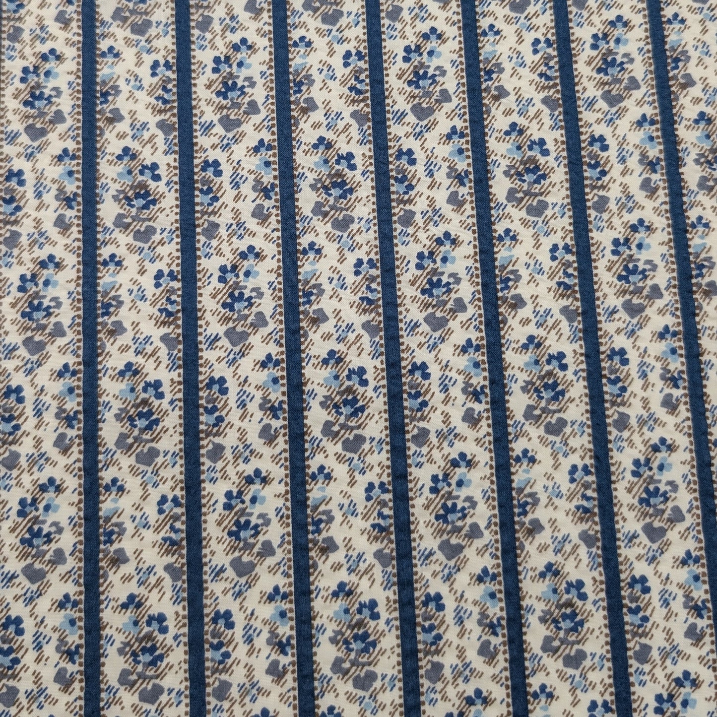HOKKOH Lawn Ripple 7027-625-1