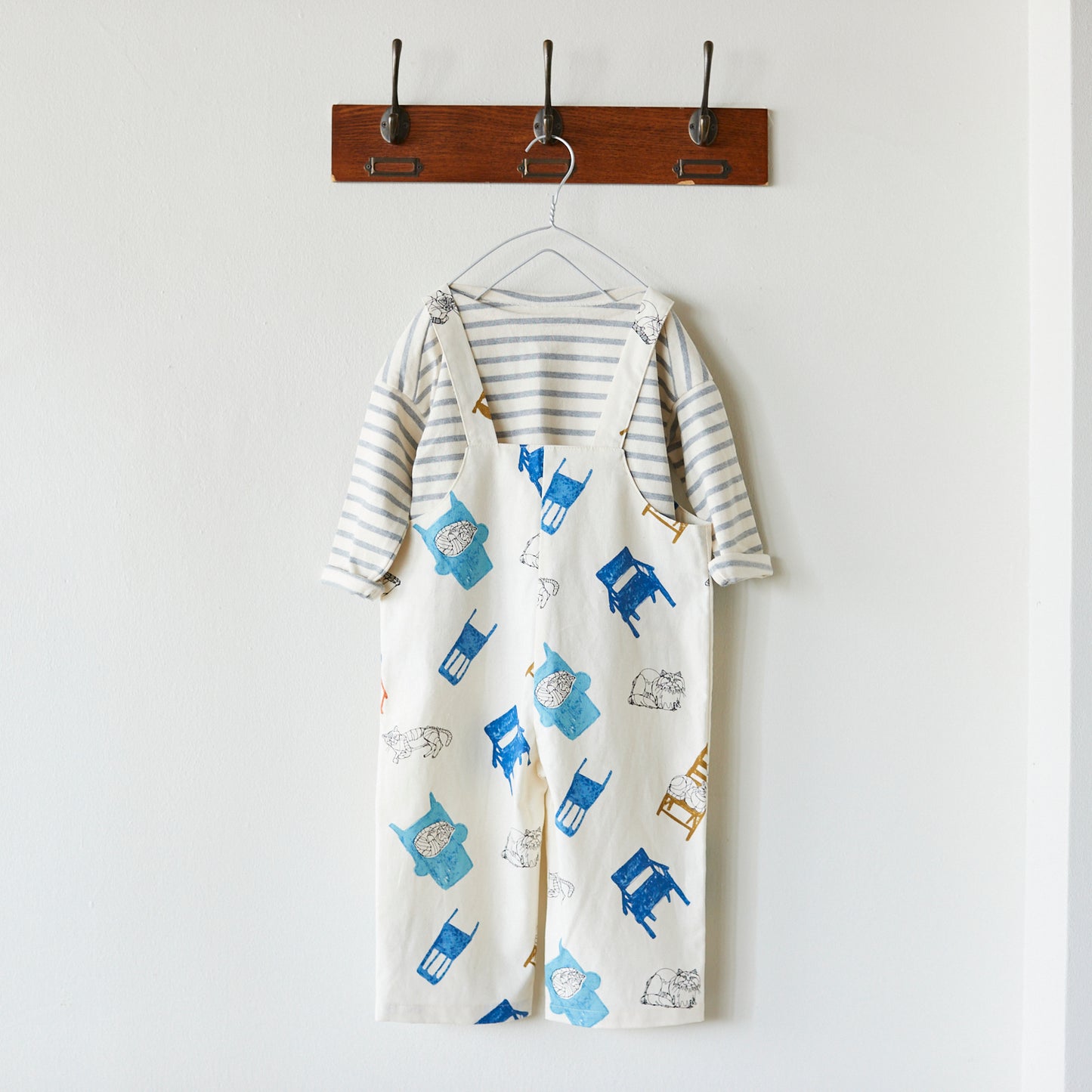 HAyU fabric CATLOAF Canvas EGX-7713-1