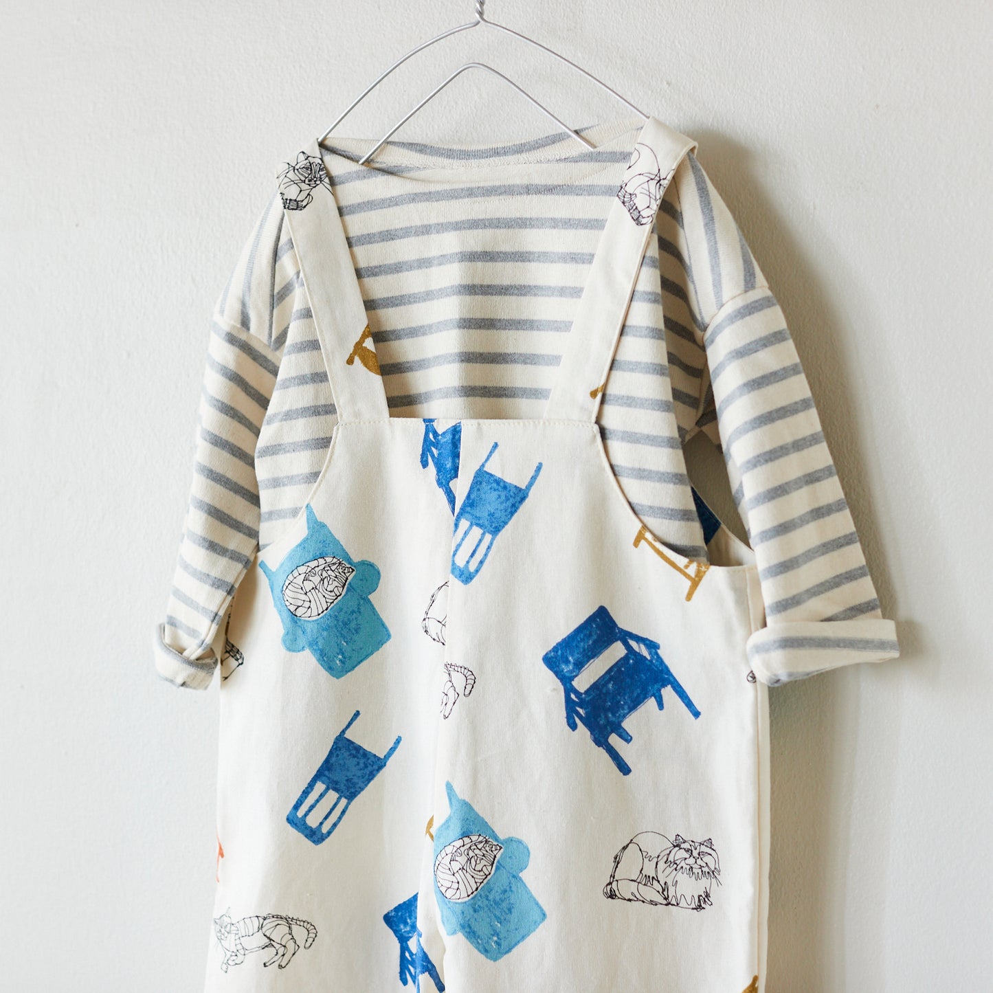 HAyU fabric CATLOAF Canvas EGX-7713-1