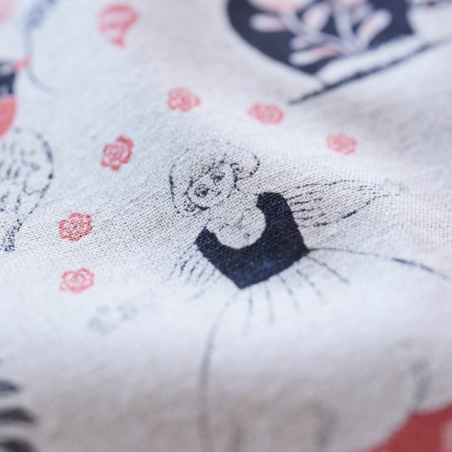 Sanae Sugimoto Humming Flower Cotton Linen Sheeting