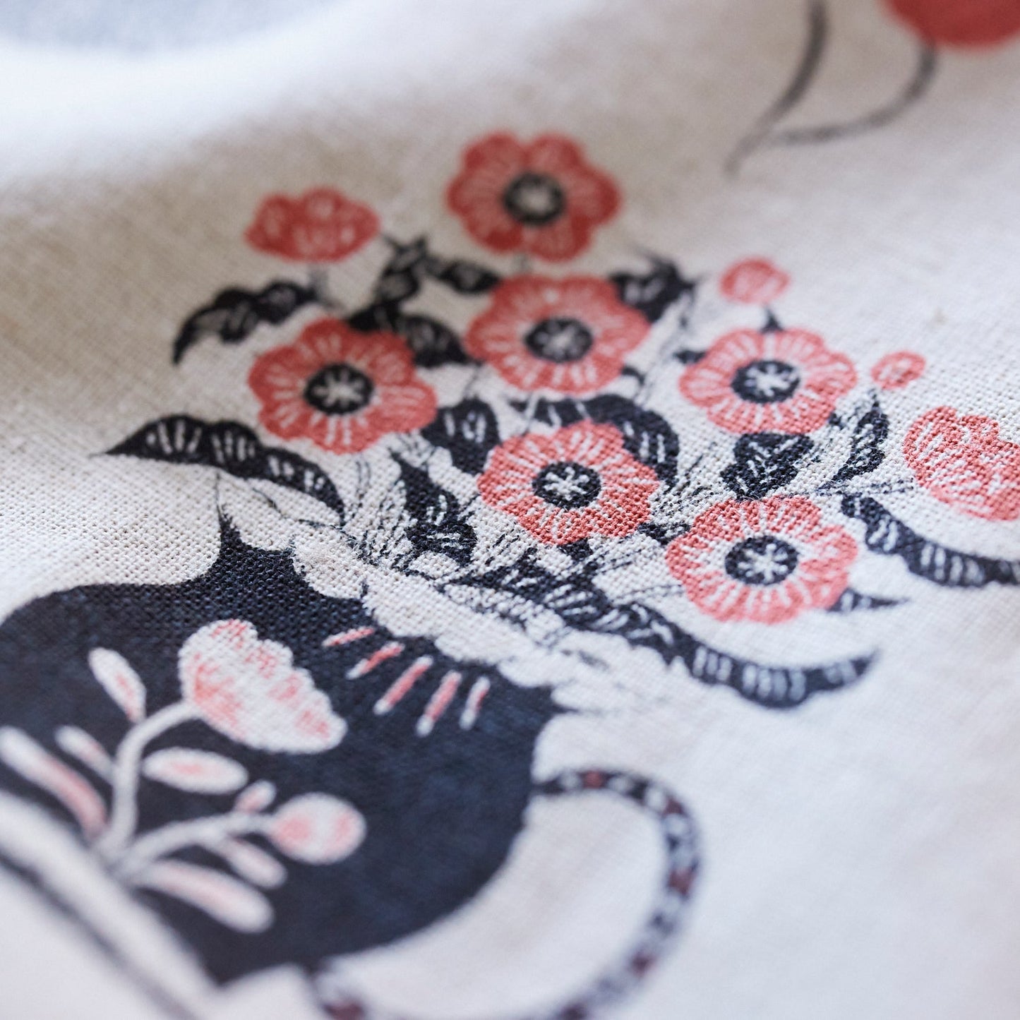 Sanae Sugimoto Humming Flower Cotton Linen Sheeting
