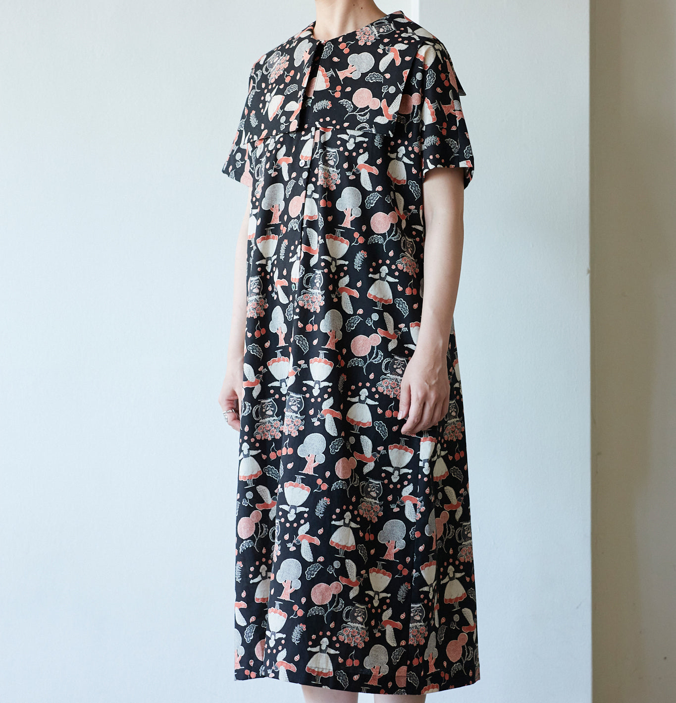 Sanae Sugimoto Humming Flower Cotton Linen Sheeting