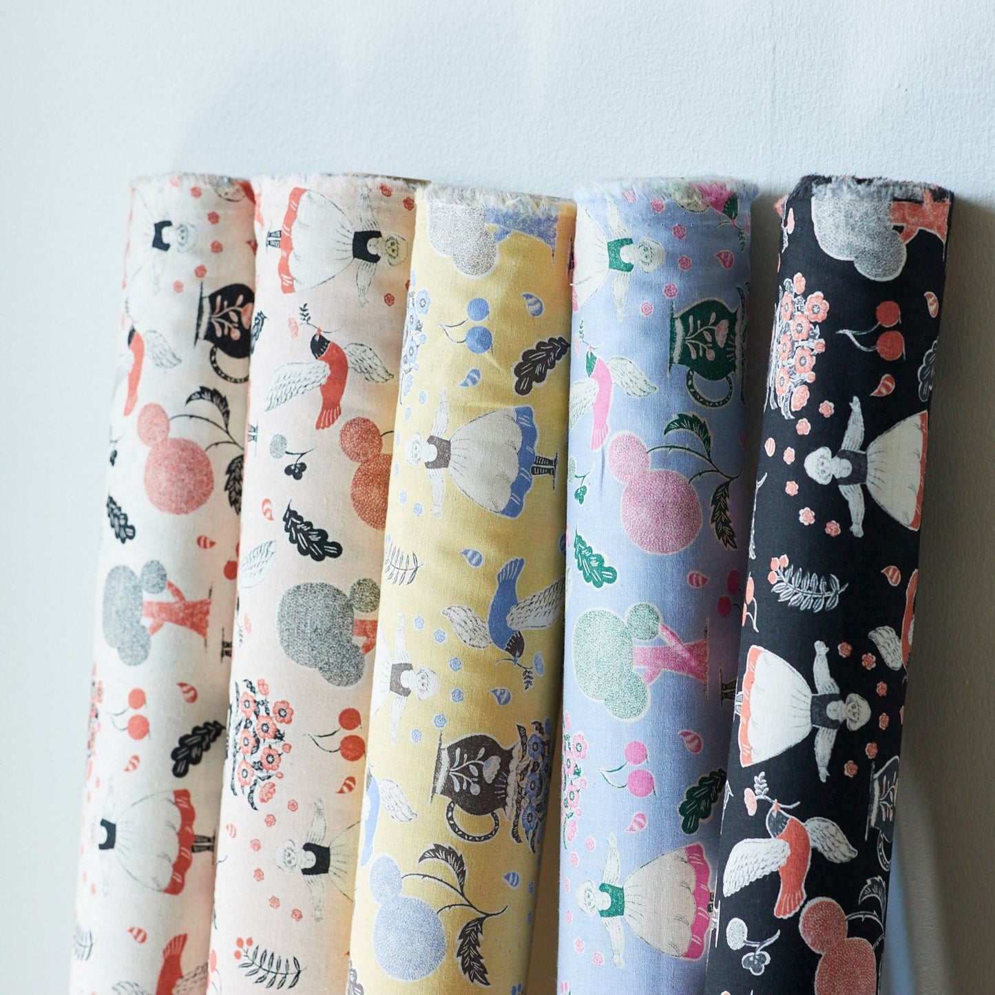 Sanae Sugimoto Humming Flower Cotton Linen Sheeting