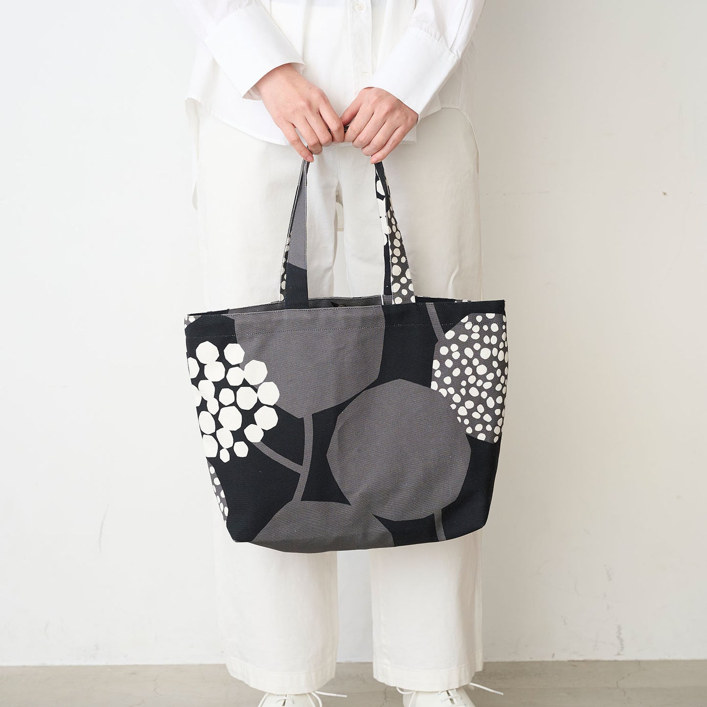 [Product] echino Medium Tote Bag