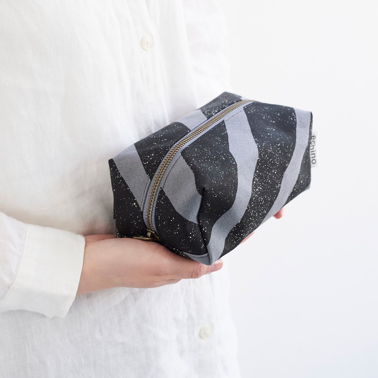 [Product] echino Square Pouch