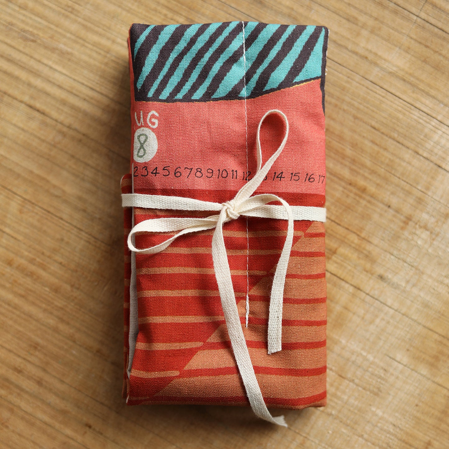 [Preorder Period: 30th June 2026] Bookhou 2027 Fabric Calendar EKX-1450-1