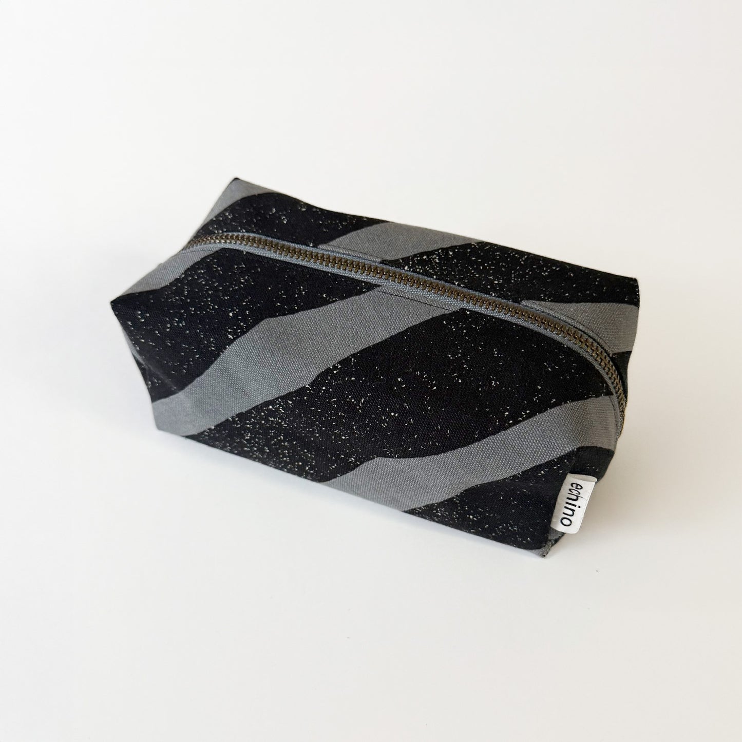 [Product] echino Square Pouch
