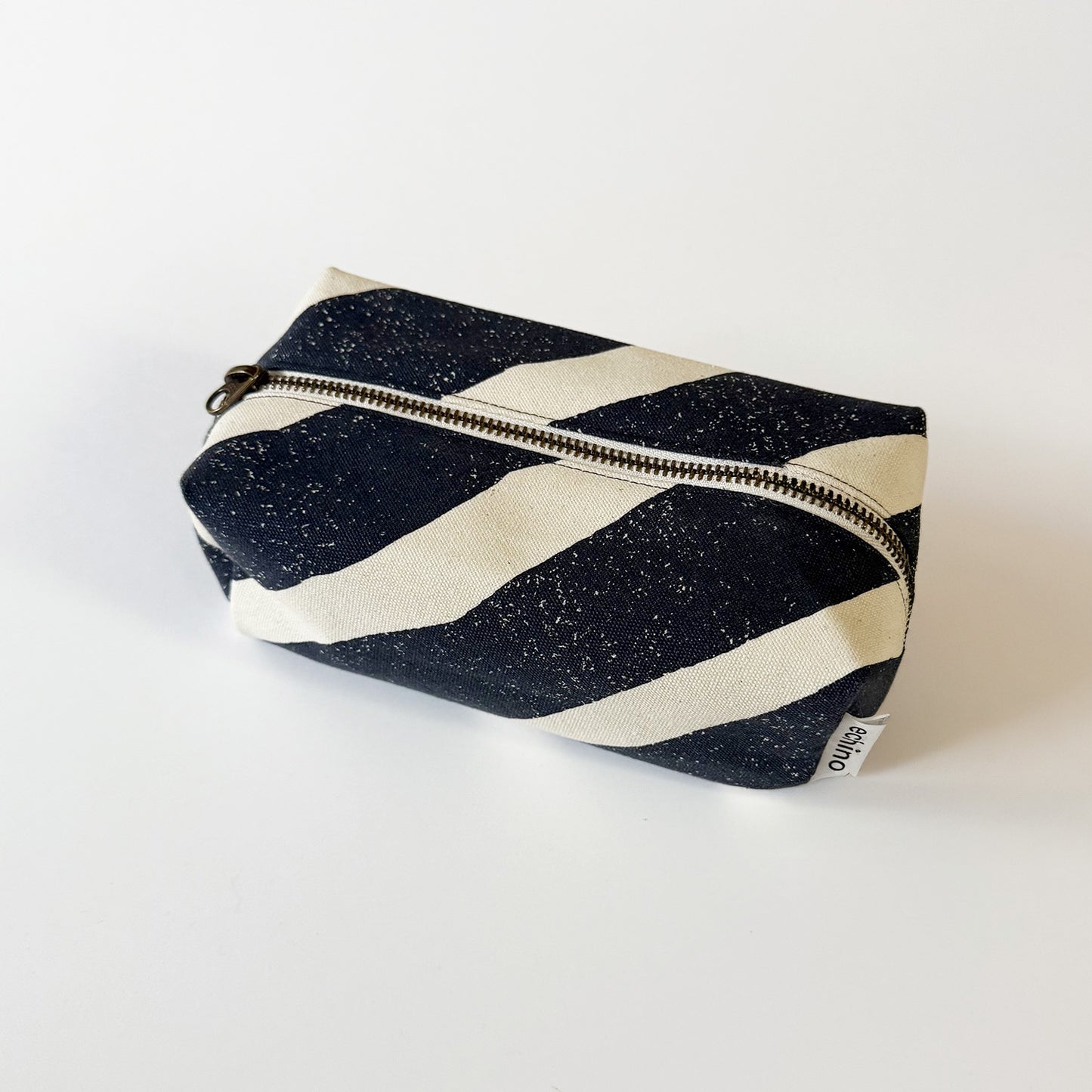 [Product] echino Square Pouch
