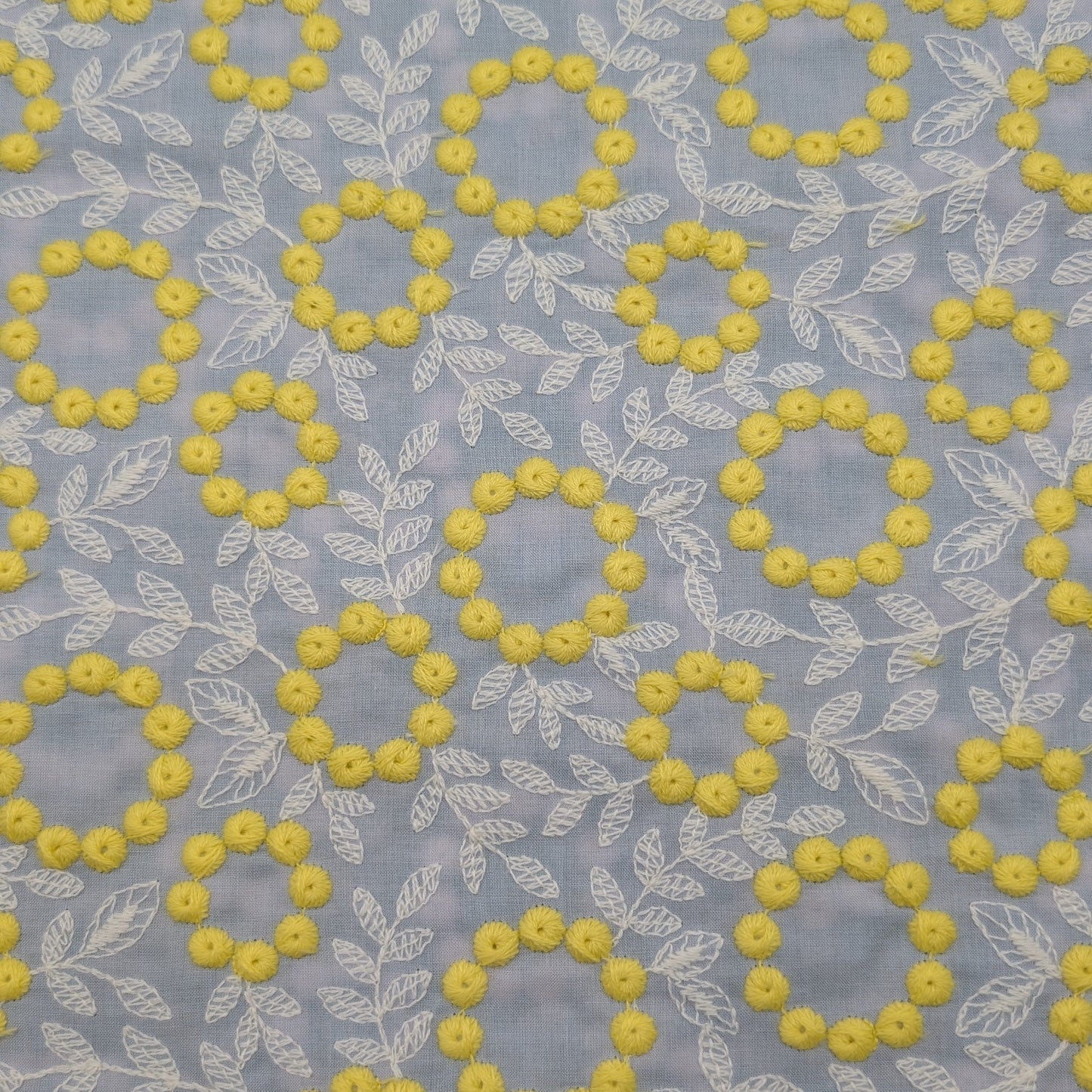 HOKKOH Wreath Embroidered Lawn 4027-848-1