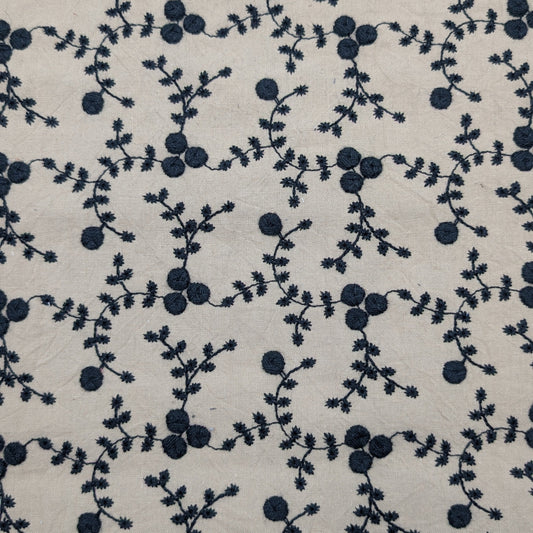 HOKKOH Flower Vines Embroidered Lawn 8026-1885-1