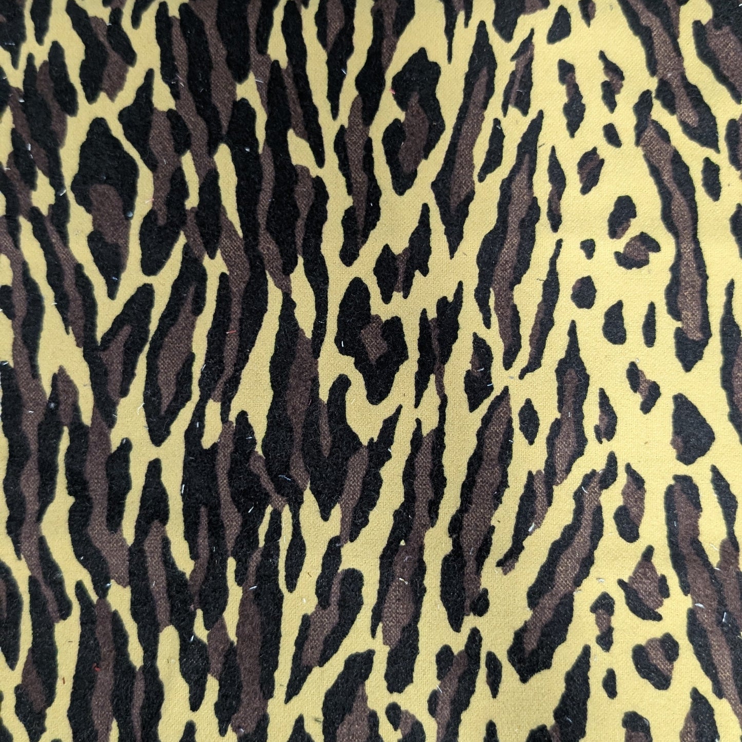 HOKKOH Cotton Leopard Flannel 5026-1303-1