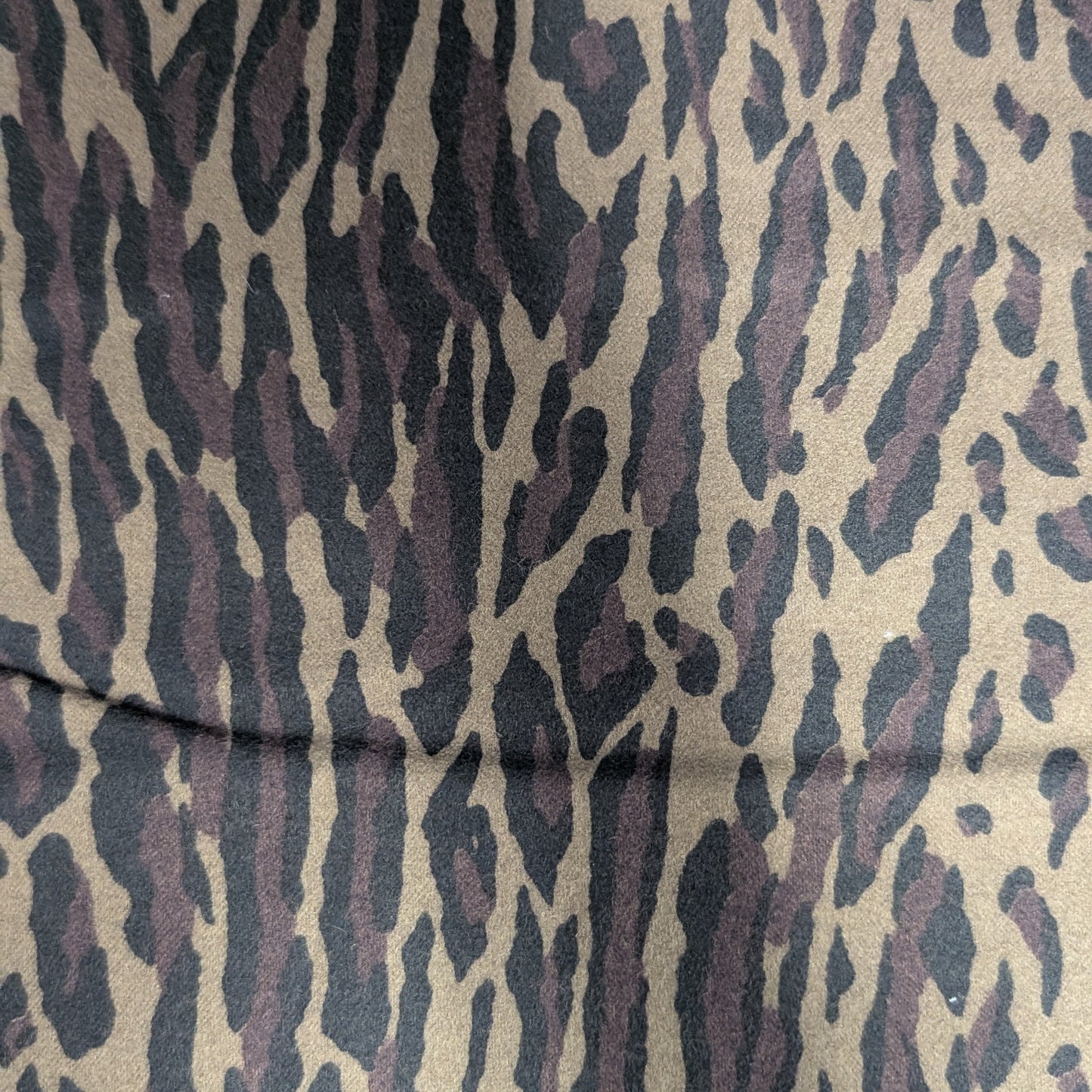 HOKKOH Cotton Leopard Flannel 5026-1303-1