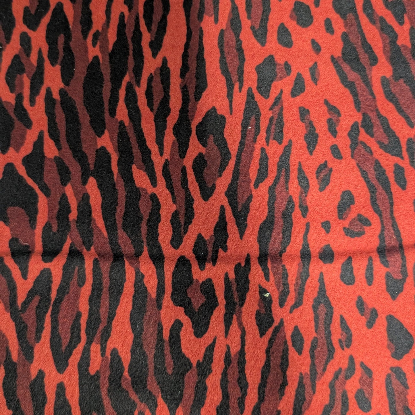 HOKKOH Cotton Leopard Flannel 5026-1303-1