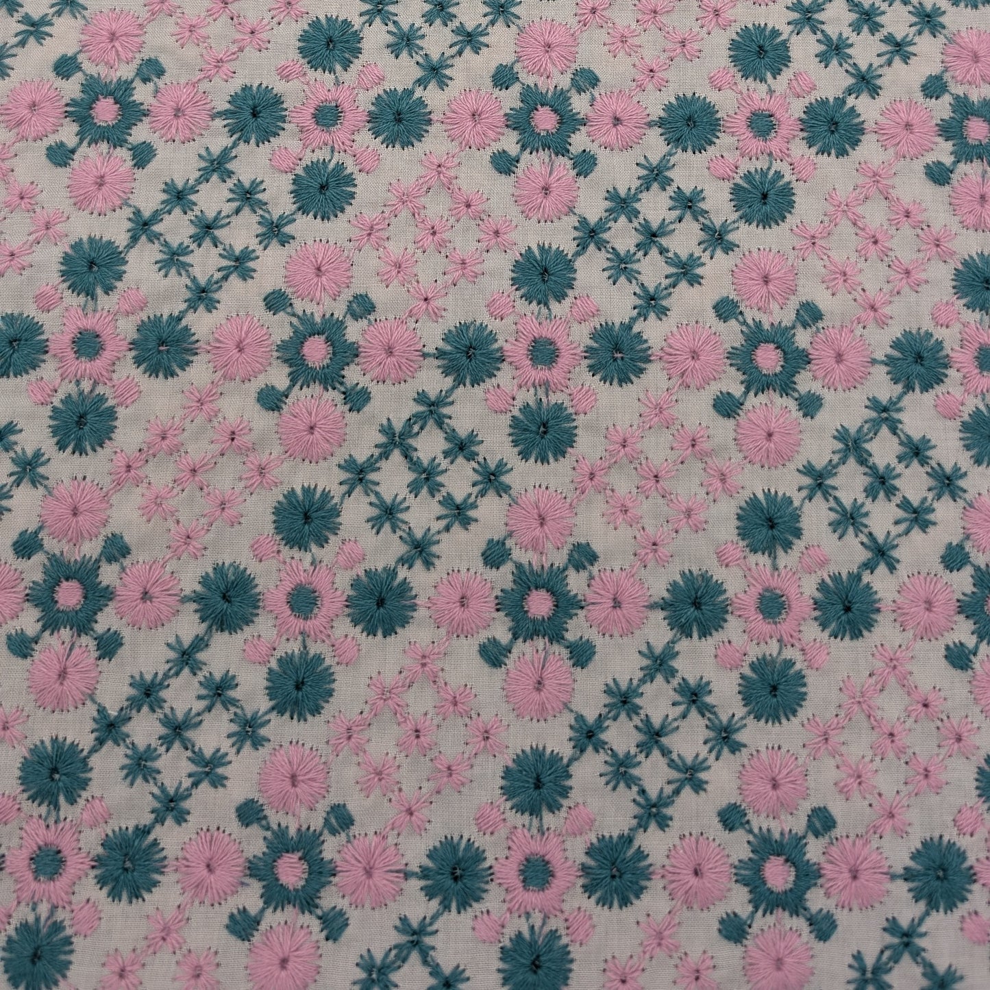 HOKKOH Cotton Two Tone Embroidery Flowers 8026-1883-1